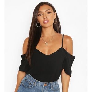 Boohoo- Black shirt
